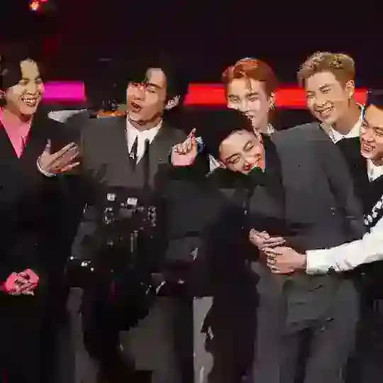 𝐁𝐀𝐍𝐆𝐓𝐀𝐍 𝐇𝐎𝐔𝐒𝐄 Profile