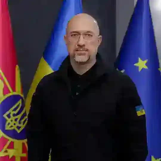 Денис Шмигаль | Міністр оборони України Profile