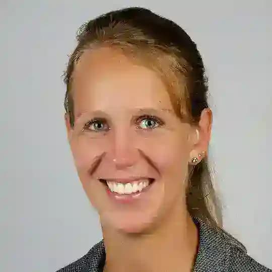 Lina ’ s Trading System Profile