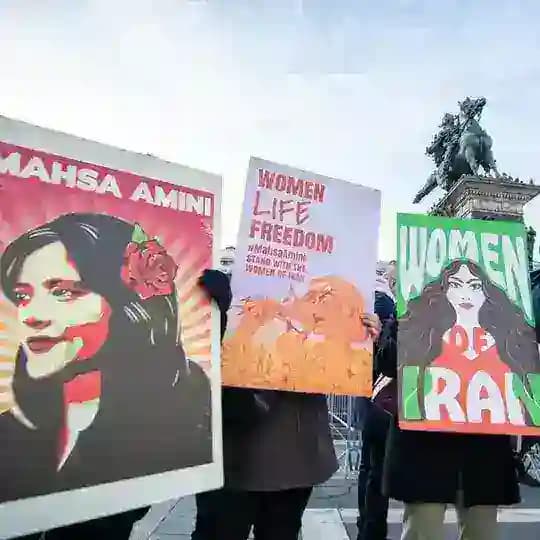 Woman, Life, Freedom - In Memory of Mahsa Amini / Zina / Jîna Emînî (Saqqez 21 September 1999 – Teheran 16 September 2022) Profile