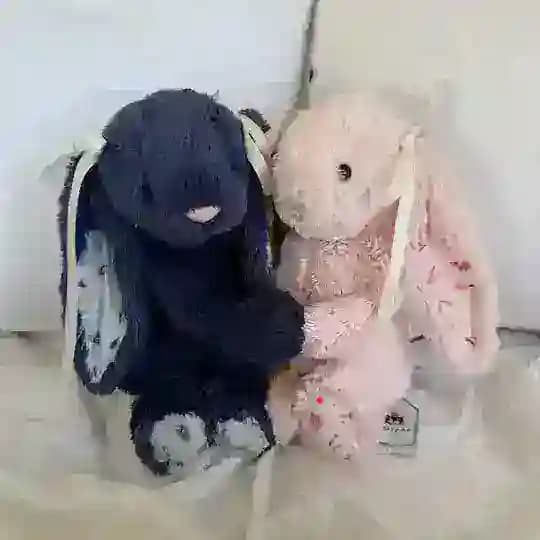 t & m’s closet 𝜗𝜚⋆₊˚ Profile