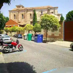 Spanish and English Learning Club Profile