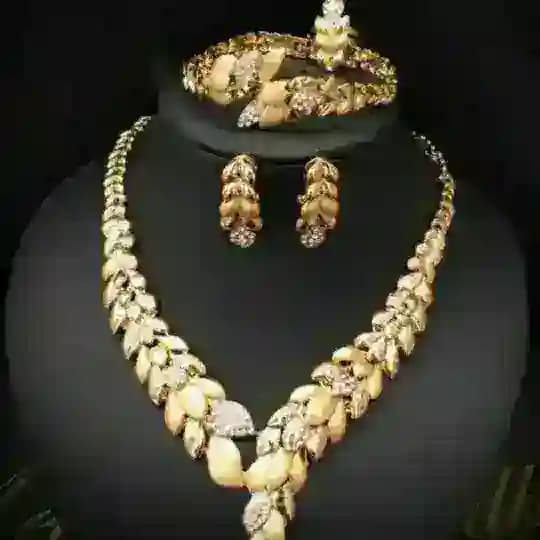 Андижон Бижутерия Группа Profile