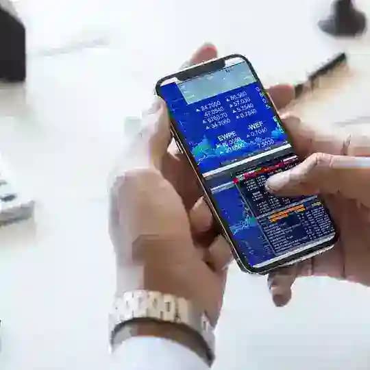 BUSINESSMAN💵💰💶💴 Profile