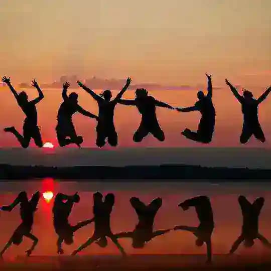 𝐆Ö𝐍Ü𝐋 𝐃𝐎𝐒𝐓𝐋𝐀𝐑𝐈 🇹🇷 Profile