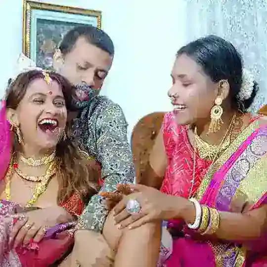 Married Couples Group Profile