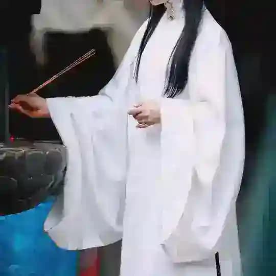 热爱世间的秦公子® Profile