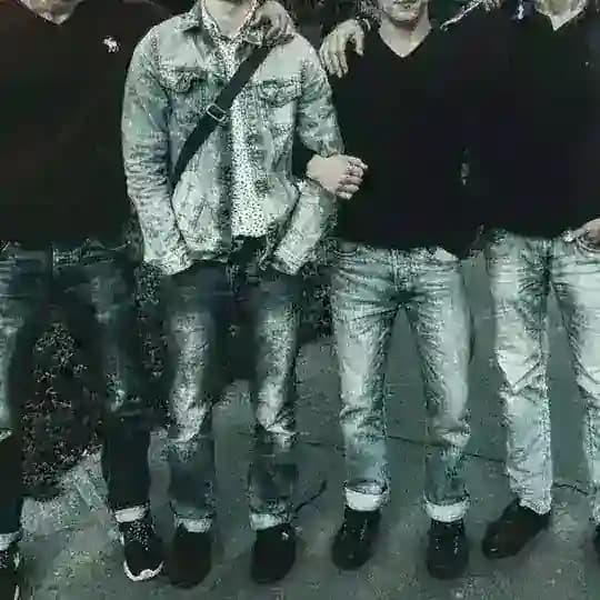 RαΔησγLα 💪 ✺ ✸ ✶ Profile