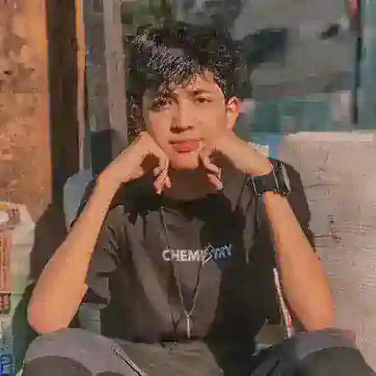 水 𝙏𝙃𝙀 𝙍𝙊𝙔𝘼𝙇𝙀 Profile