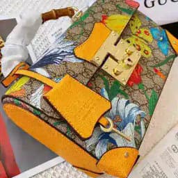 Malaysia tide shopping 🎒👗👜👠👟 Chat Profile