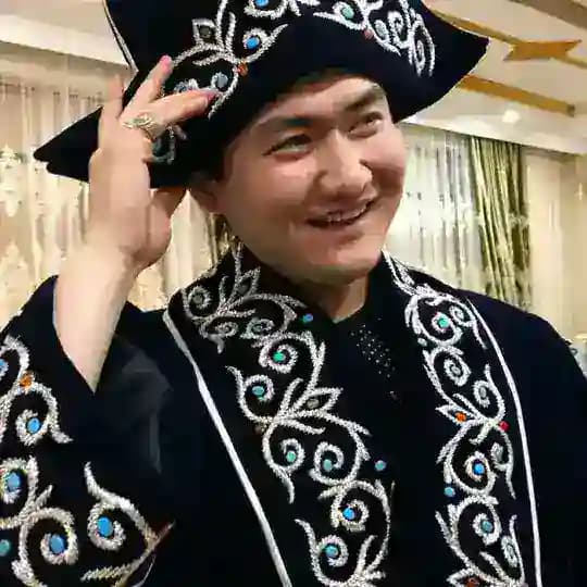 Төреғали Төреәлі Profile